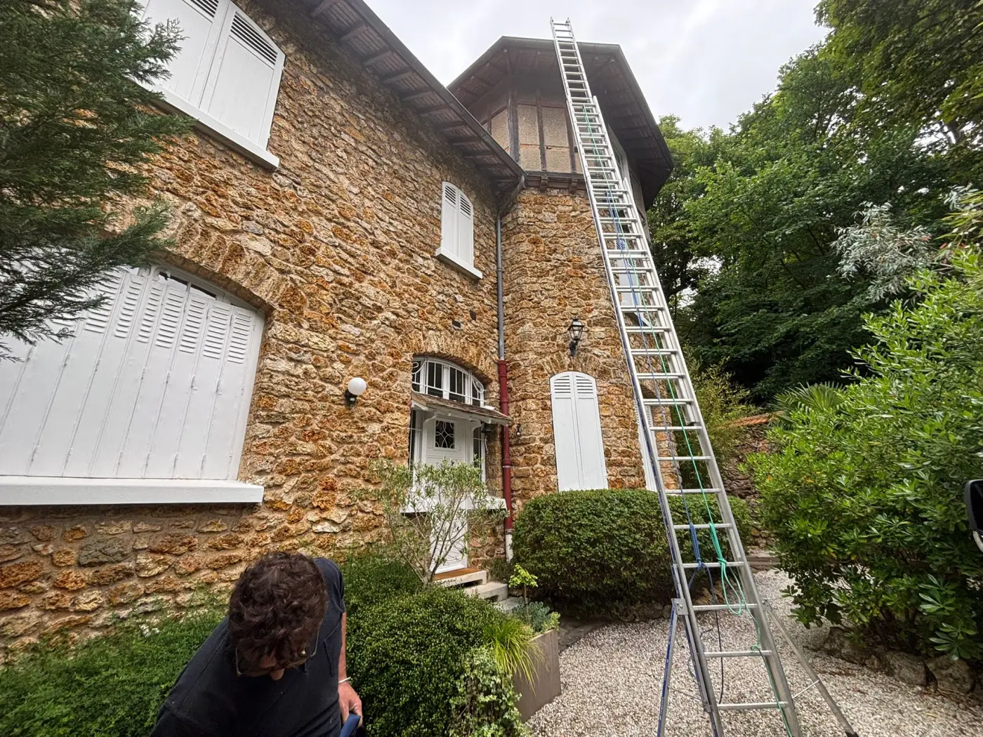 Rénover sa toiture en secteur ABF dans les Yvelines